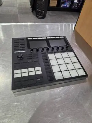 Native Instruments - MASCHINE MK3